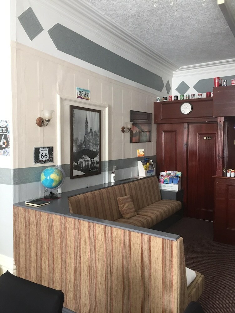 Hotel The Hornby Villa