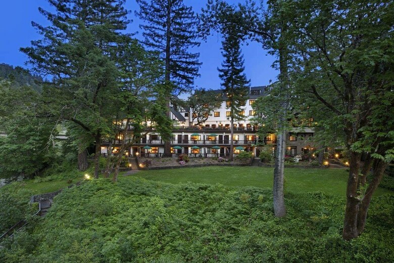 Hotel Benbow Historic Inn