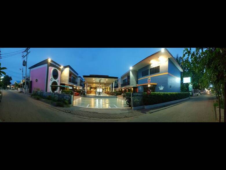 Hotel Koh Larn F.c.