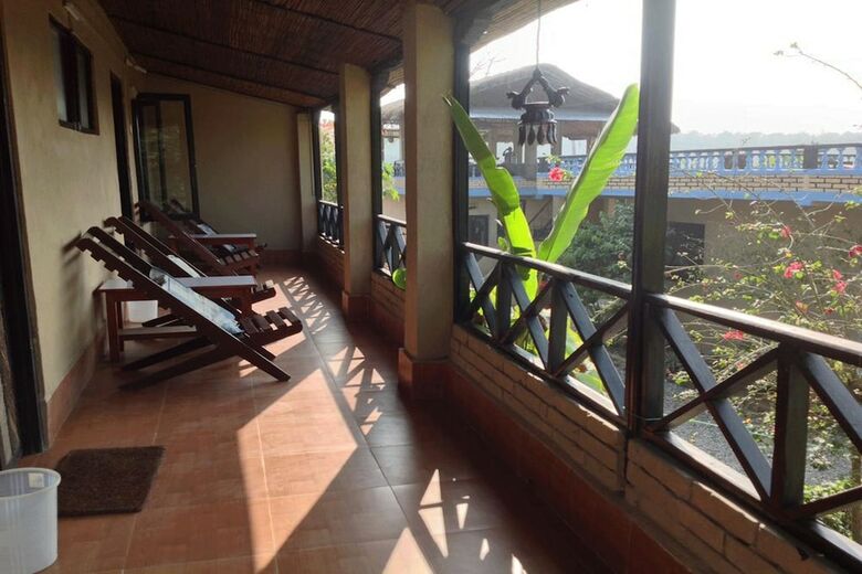 Hotel Chitwan Tiger Camp