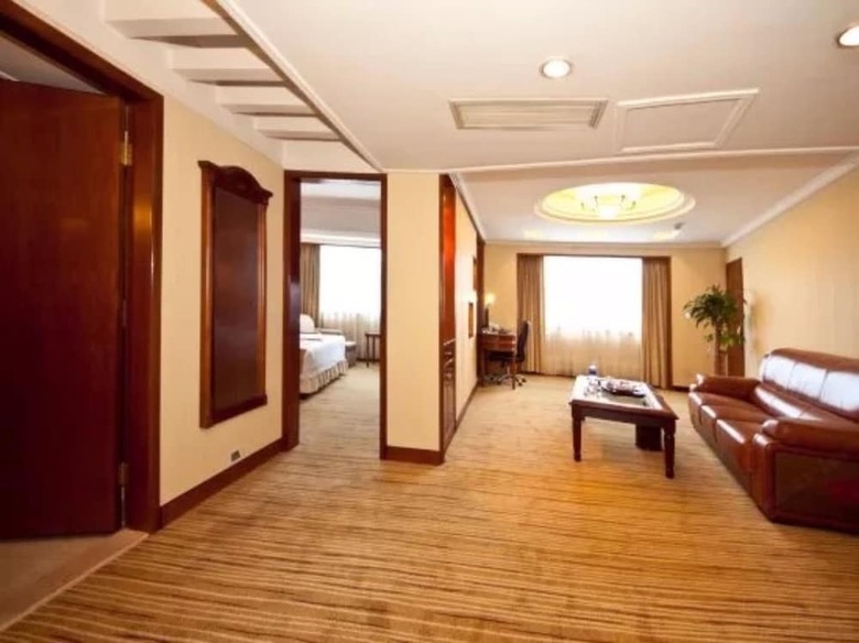 Fujian Sunshine Holiday Hotel