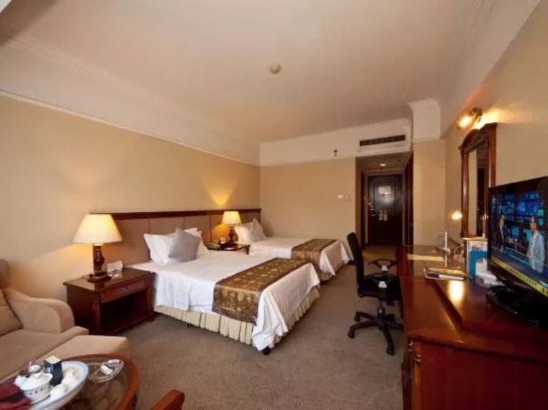 Fujian Sunshine Holiday Hotel