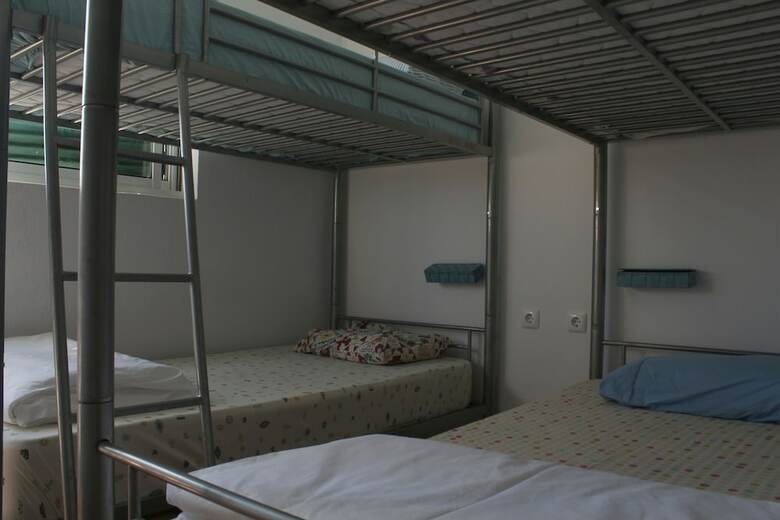 Hostal Faro Beach Life Hostel