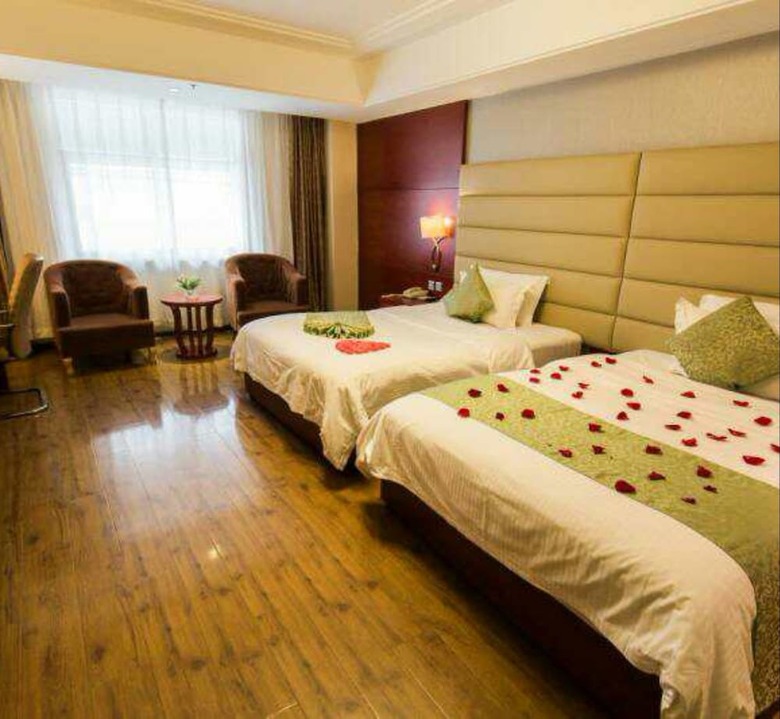 K Raphael Hotel