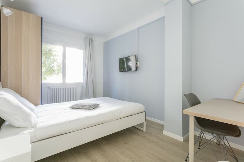 Hotel Coeur Urbain Bedrooms - Gare Saint Roch