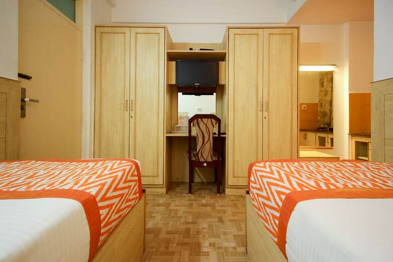 Hotel Oyo 7897 Status Suites