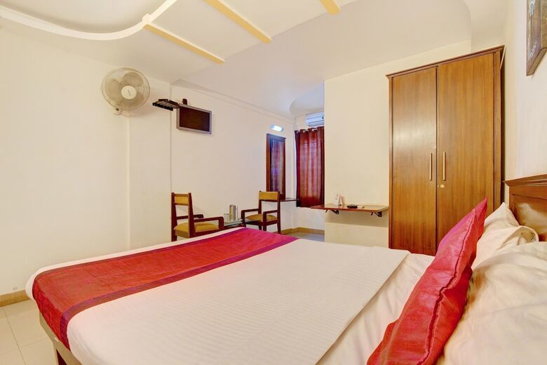 Hotel Oyo 8002 Sri Sai Inn