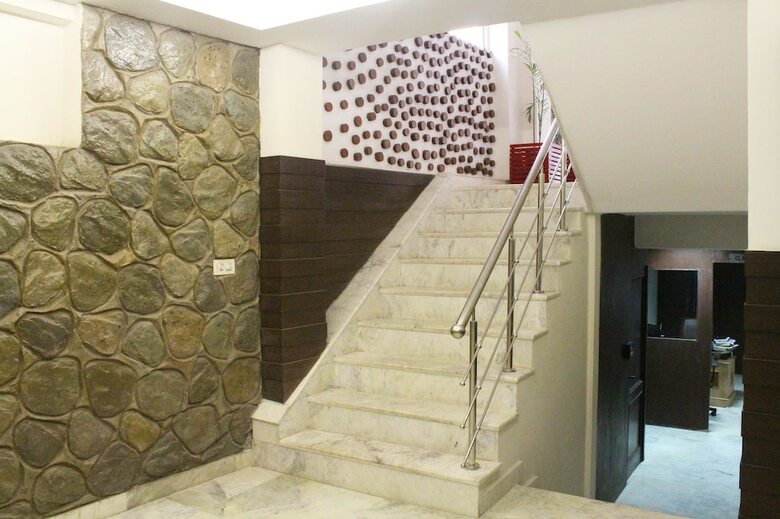 Oyo 2457 Hotel Zambala
