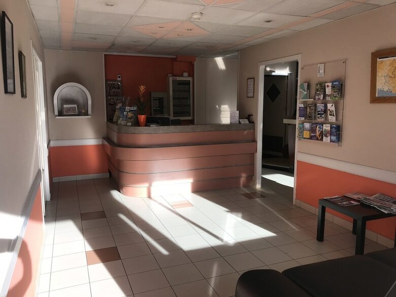 Hotel H�tel Restaurant Les Ch�nes