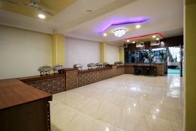 Oyo 5383 Hotel Under Bridge Inn