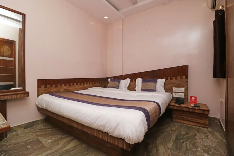 Oyo 5494 Hotel Odeon Continental