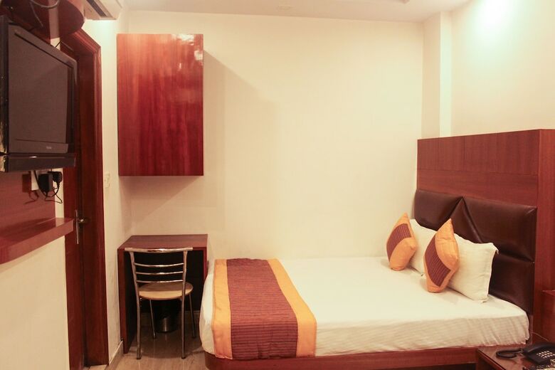 Oyo 6169 Hotel Prem Deluxe