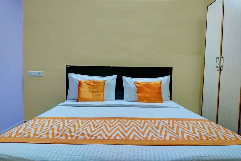 Hotel Oyo 10450 Breeze Inn