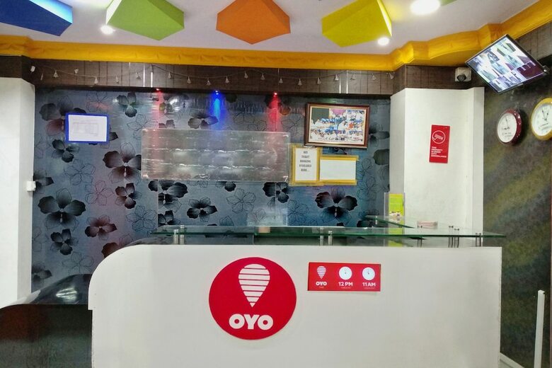 Hotel Oyo 10450 Breeze Inn