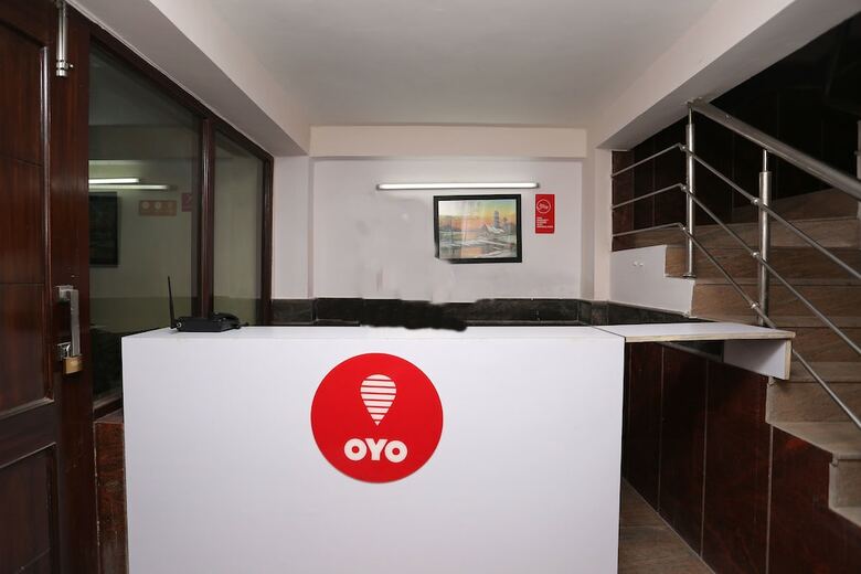 Oyo 10008 Hotel Golden Tree