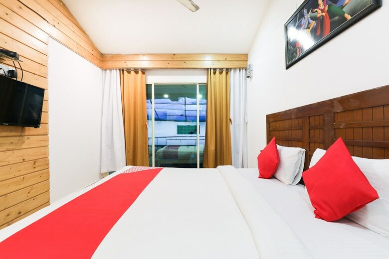 Hotel Tahira Beach Resort
