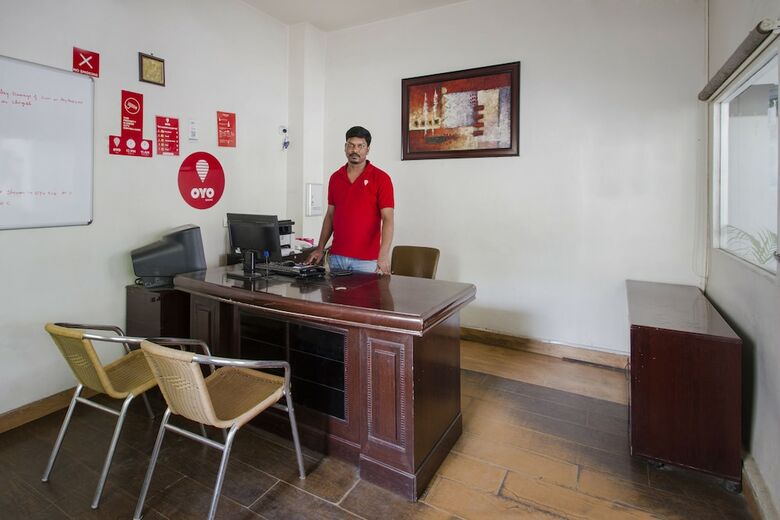 Hotel Oyo 3421 18 Square