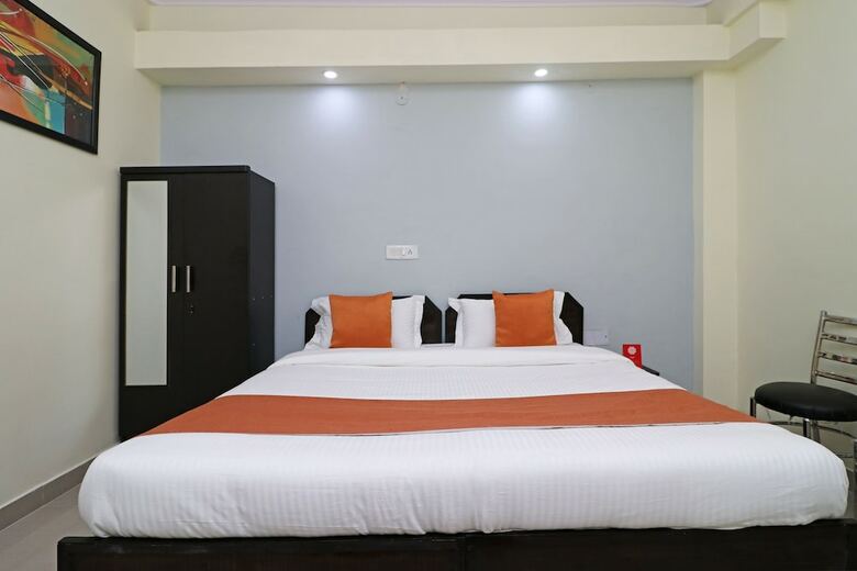 Oyo 10045 Hotel Pearl Residency