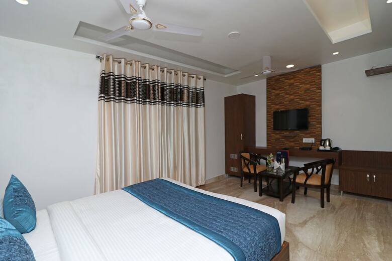 Oyo 10316 Hotel Sun View International