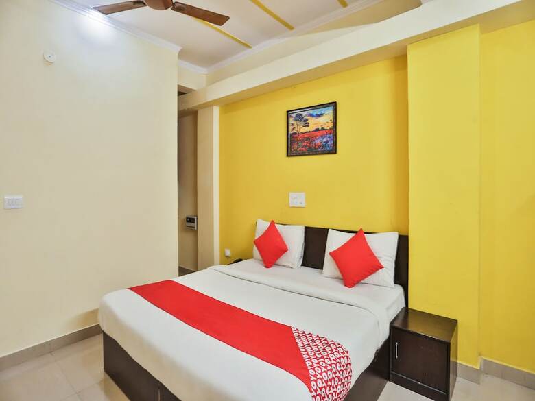 Hotel Oyo 10032 Dwarka
