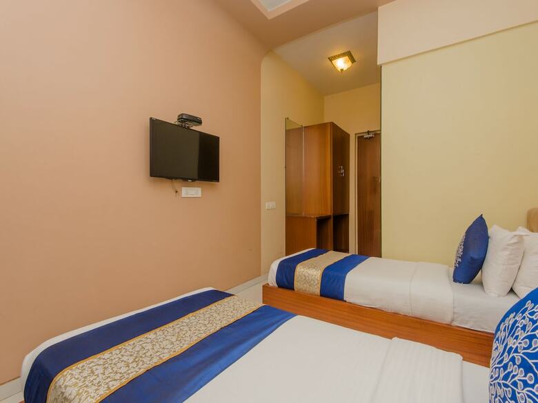 Oyo 3663 Hotel Seven Hills