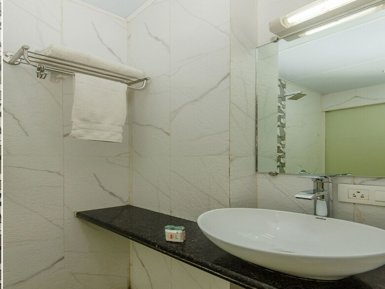 Oyo 3663 Hotel Seven Hills