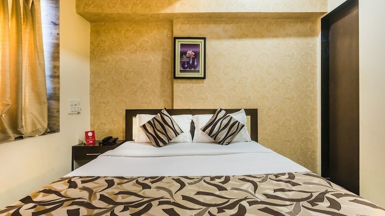 Hotel Oyo 488 Andheri