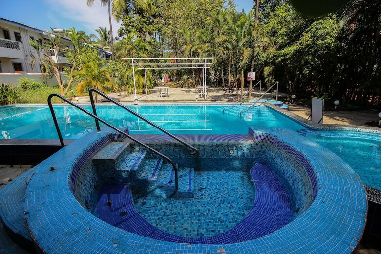 Oyo 10401 Home 4bhk Villa Assagaon