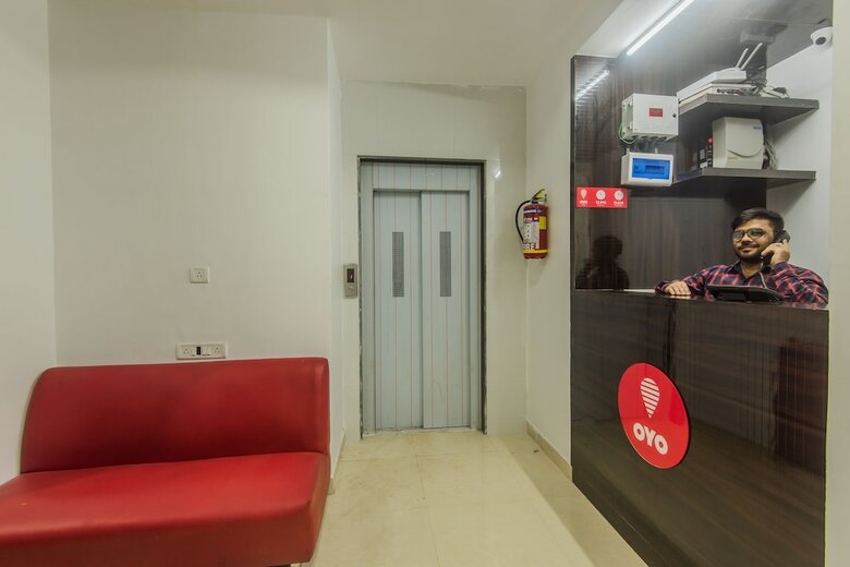 Hotel Oyo 10005 Borivali