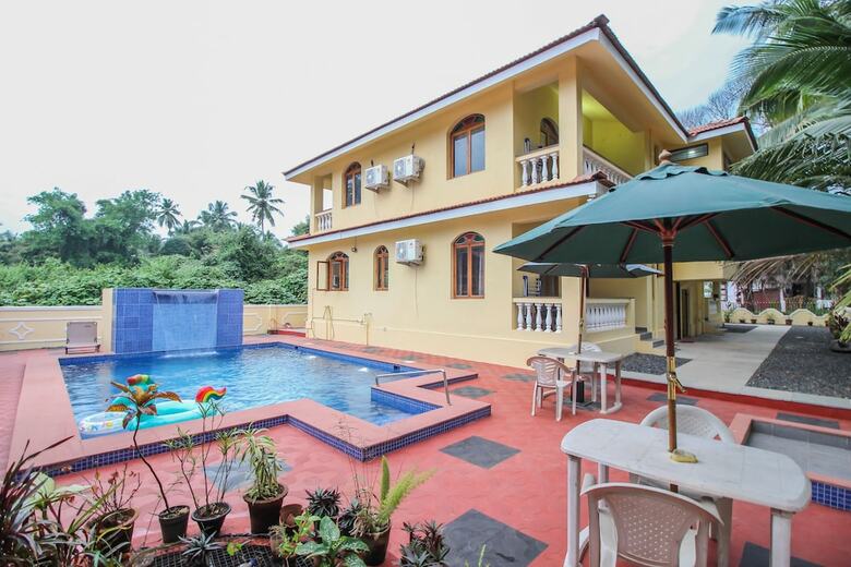 Oyo 10974 Home 1bhk Pool View Colva