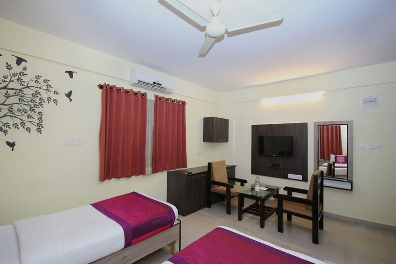 Hotel Oyo 3099 Cherry Comforts