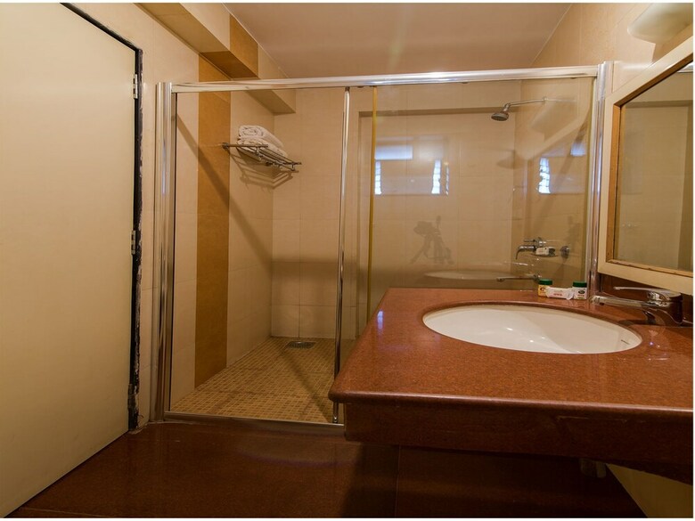 Oyo 1152 Hotel Sun Inn