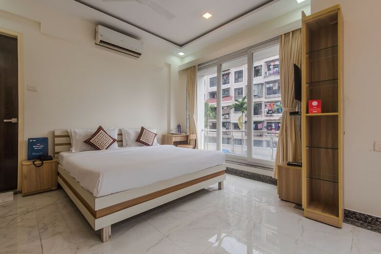Hotel Oyo 9635 Kharghar