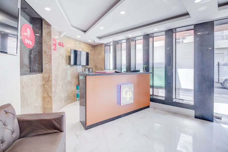 Oyo 9748 Hotel Girgaon Palace