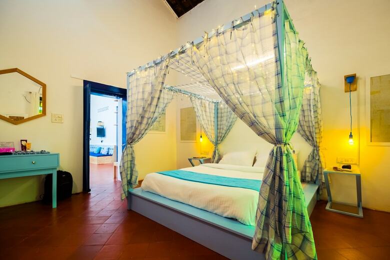 Oyo 10868 Home Villa Calangute Beach