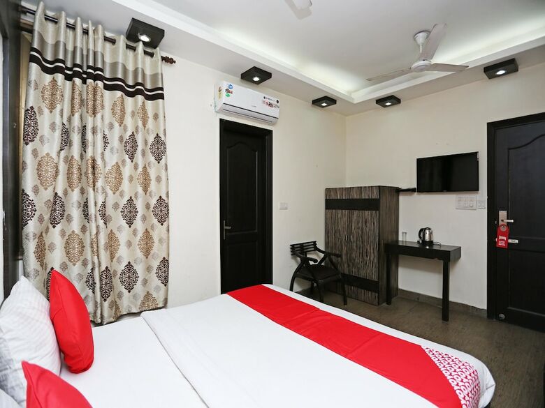 Hotel Oyo 8352 Gera's Heritage