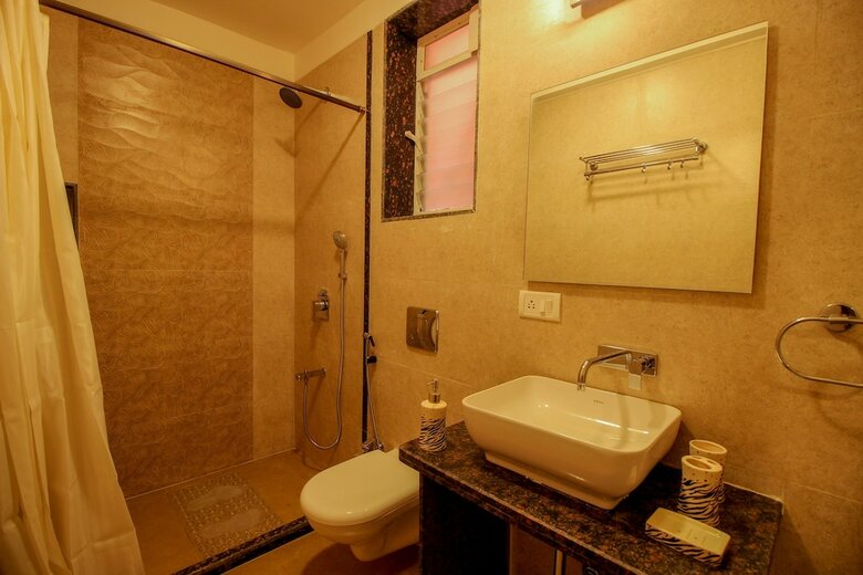 Apartamentos Oyo 9792 Home 2bhk Poolside Siolim