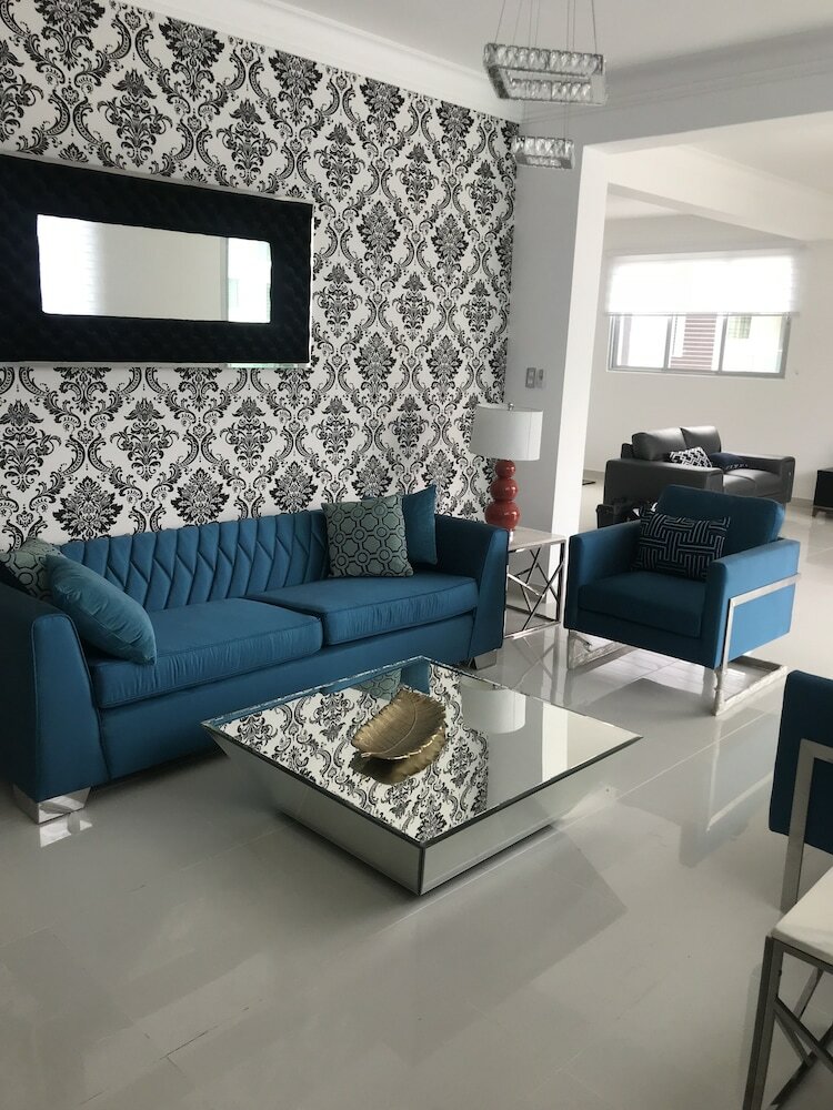 3 Bedroom Apartment At Verdana Residence