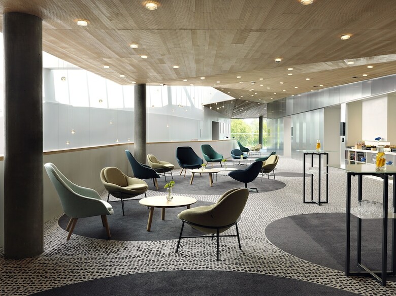 Renaissance Warsaw Airport Hotel