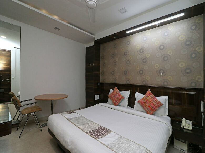 Hotel Oyo 9536 Bee For Home Stay