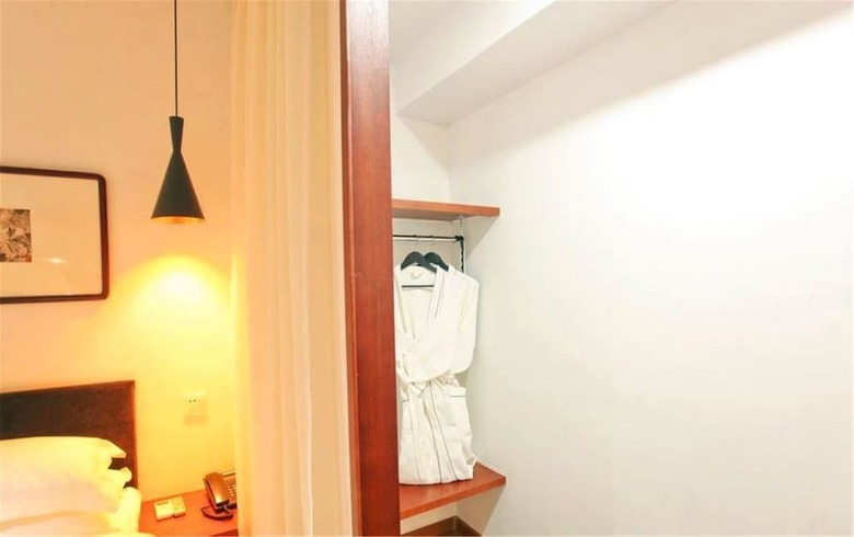 XI Hotel