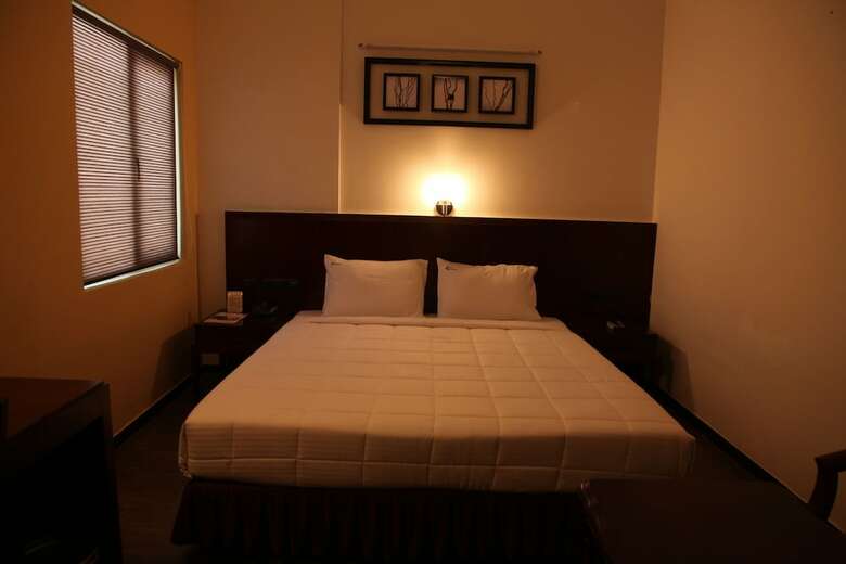 Hotel Le Pebble By Poppys