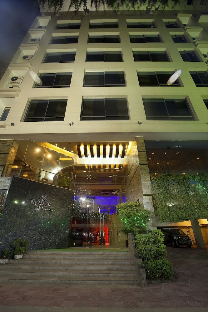 Hotel White Orchid