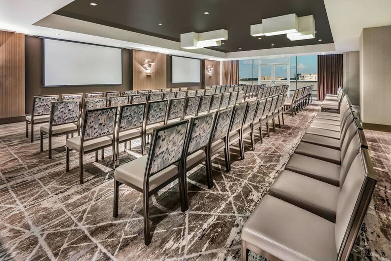 Hotel AC By Marriott Charlotte
