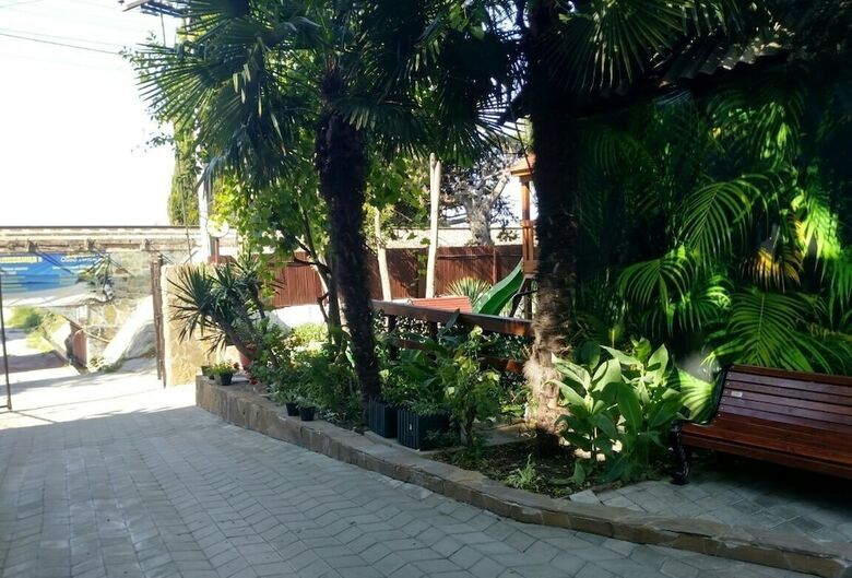 Hotel Solnechniy Bereg