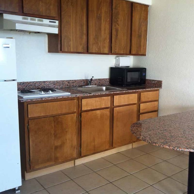 Motel Oaktree Inn And Suites