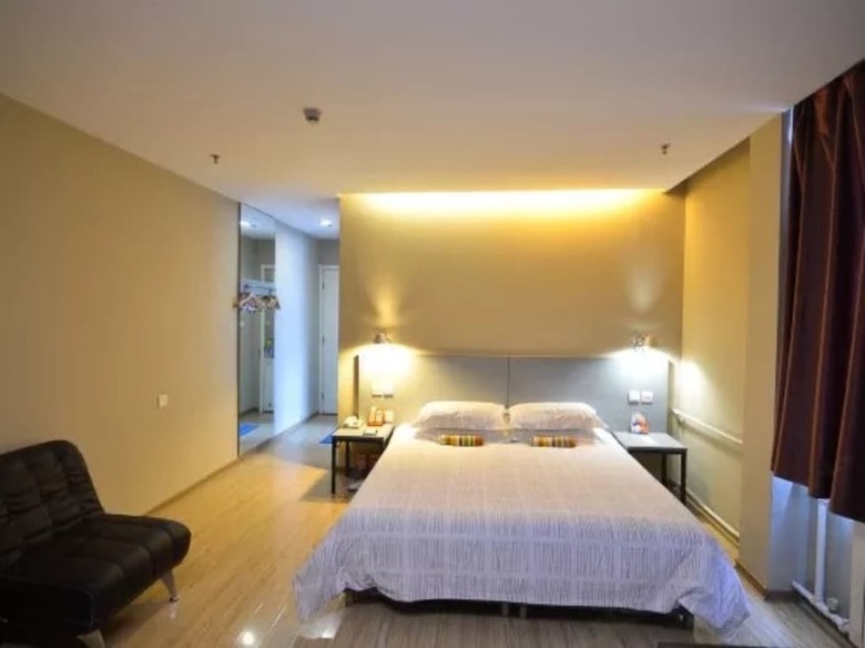 Hotel Luoyang Aviation E-home Inn