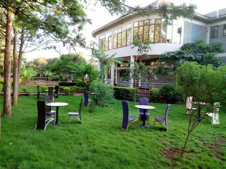 Posada Green Hills Lodge