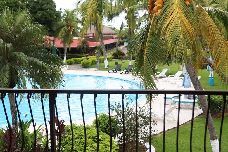 Hotel Beach Break Resort