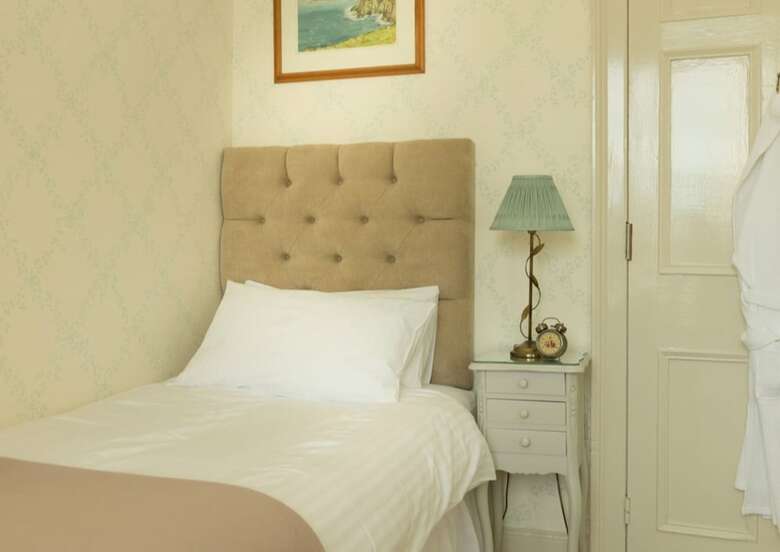 Bed & Breakfast Camilla House